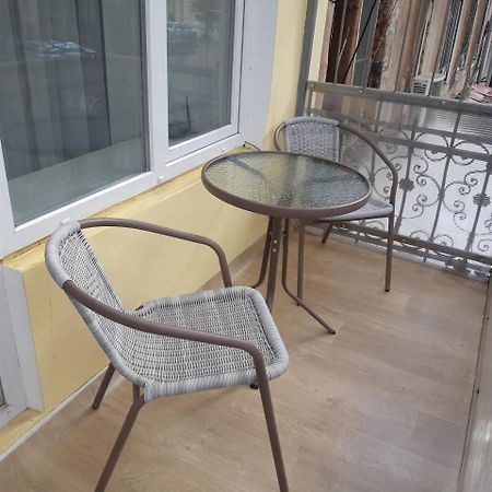 75 Katerynyns'Ka Street Appartement Odessa Buitenkant foto
